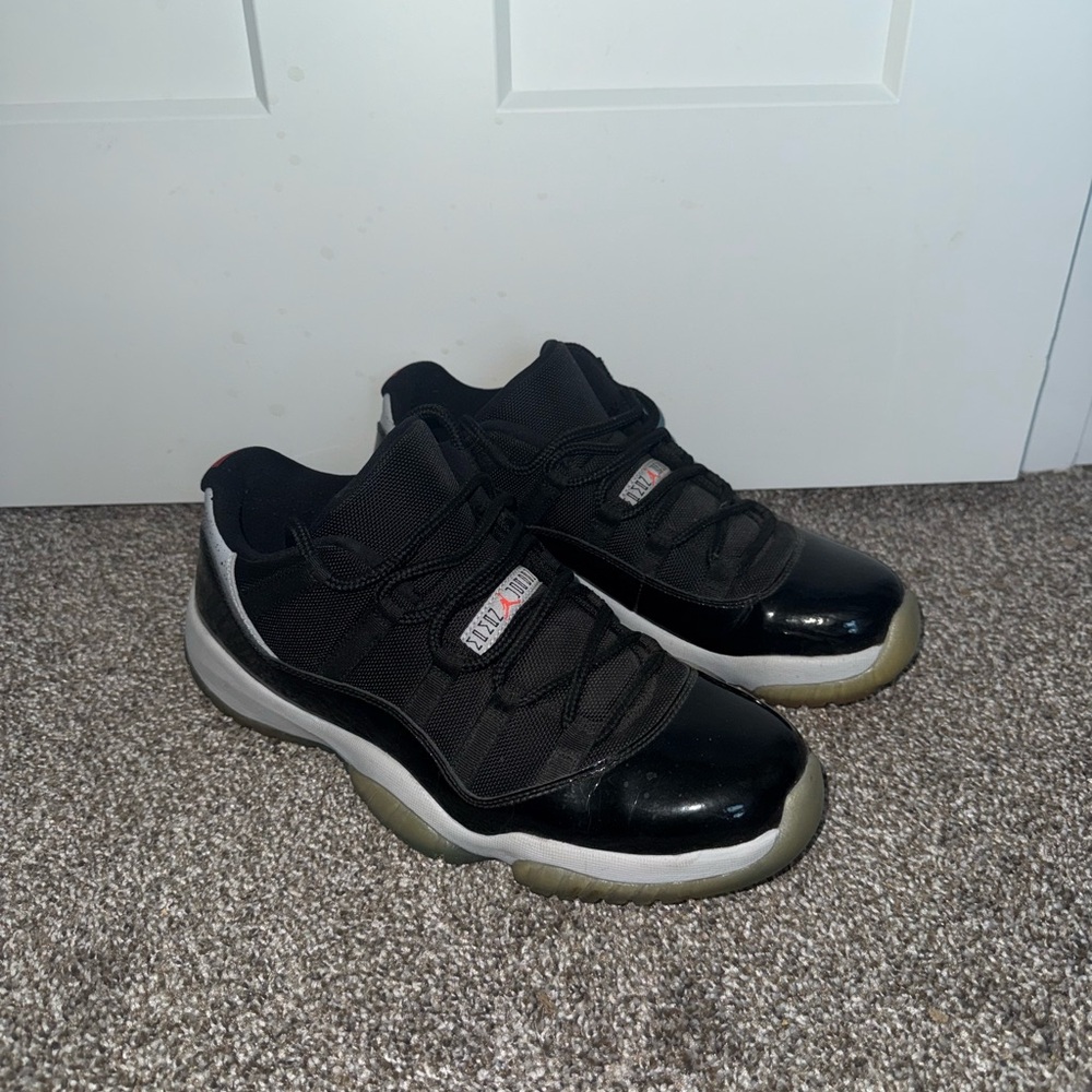 Jordan 11 retro low